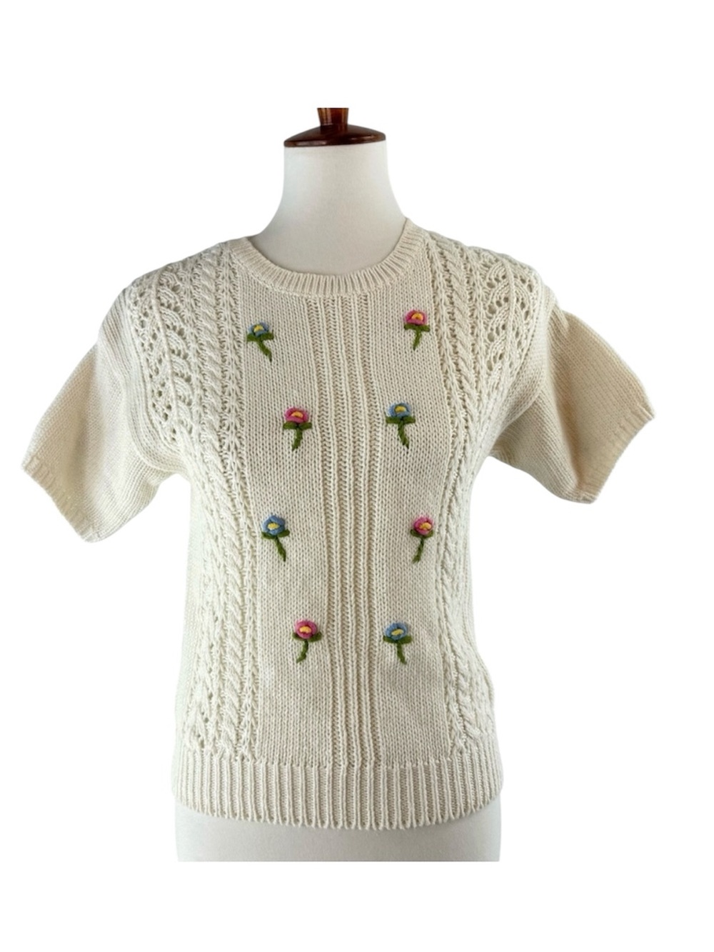 RUSS Petites Vintage Cream Cable Knit Short Sleeve Floral Embroidery Sweater